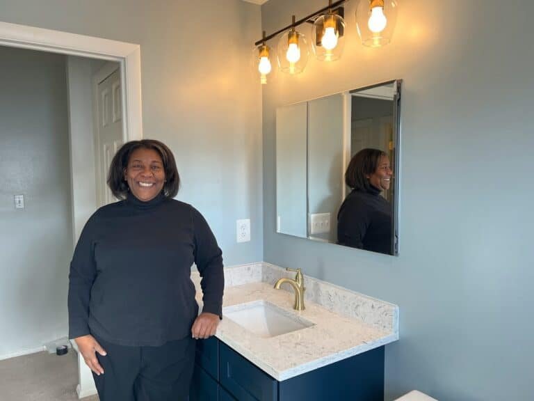 Baltimore's contractor Bathroom renovation happy client