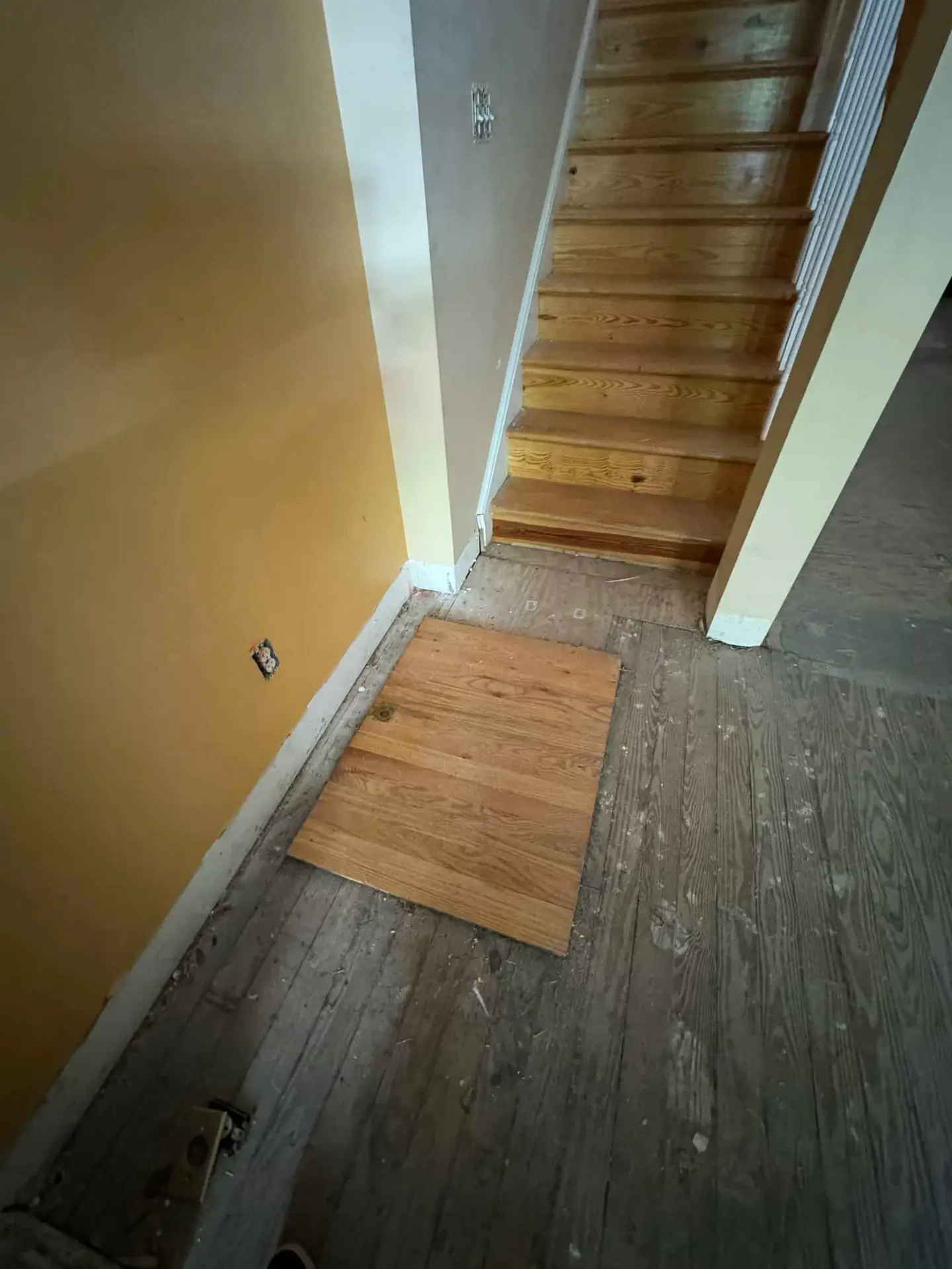 Total Home Renovation Baltimore City Floor Refinishing 1st Fl Before